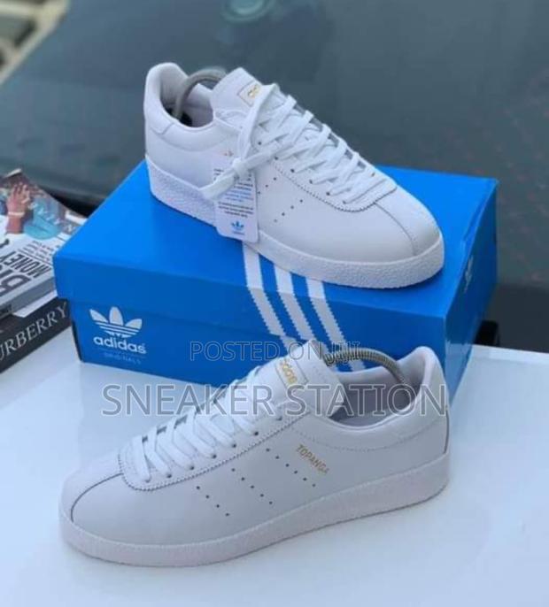 Adidas Topanga White Sneaker · Photo 2