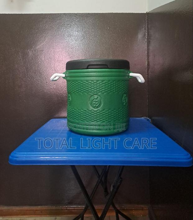 Gye Nyame Ice Chest Medium Size · Photo 1