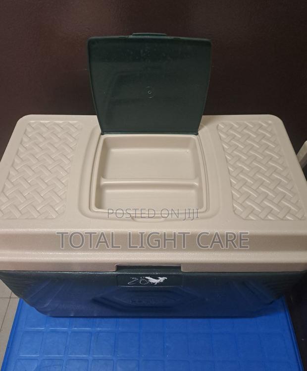 Three Set Swiss Eskimo Ice Chest · Photo 1