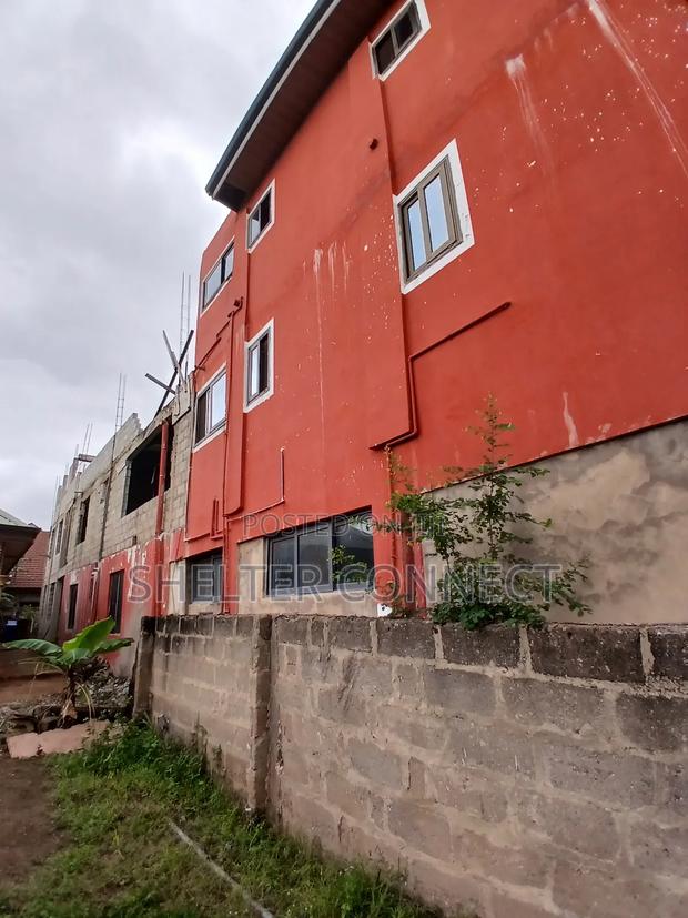16bdrm Apartment in Abokobi for sale · Photo 2