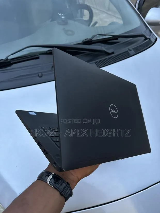 Laptop Dell Latitude 7490 16GB Intel Core i7 SSD 256GB · Photo 1