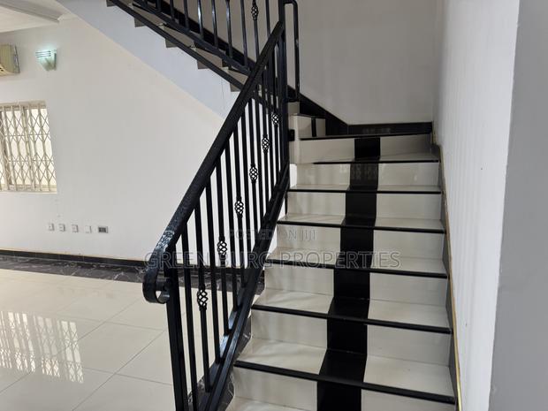 4bdrm Townhouse / Terrace in Cantonments for rent · Photo 4
