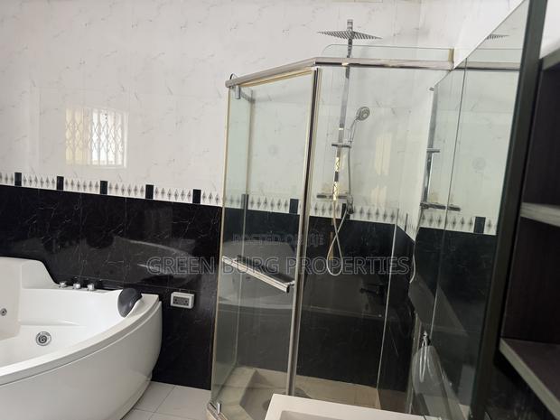 4bdrm Townhouse / Terrace in Cantonments for rent · Photo 6
