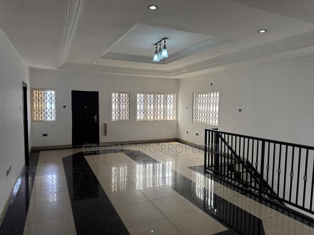4bdrm Townhouse / Terrace in Cantonments for rent · Photo 7