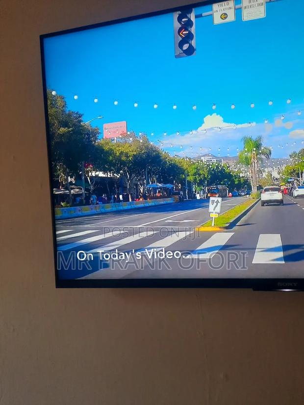 Sony Smart Tv 50inches · Photo 3