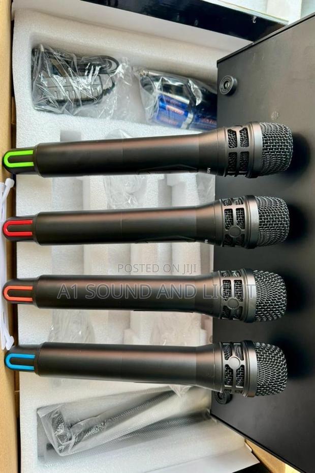 Shure Mx7070 4-in-1 Digital Microphone Set · Photo 3