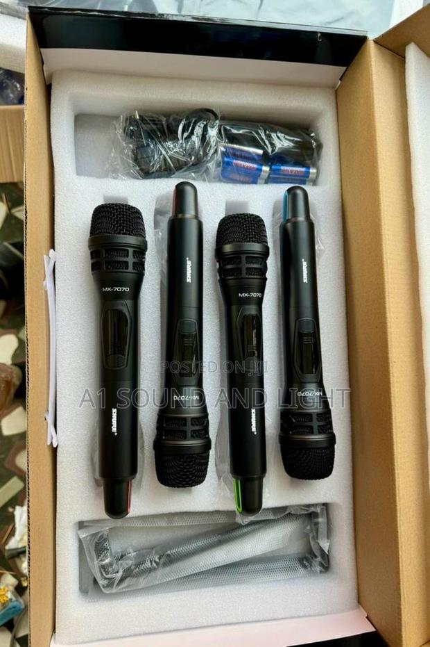 Shure Mx7070 4-in-1 Digital Microphone Set · Photo 1