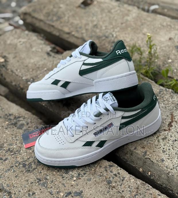 Reebok Classic Revenge Sneakers · Photo 1
