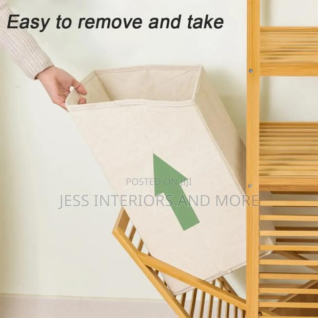 Bamboo Laundry Hamper · Photo 2