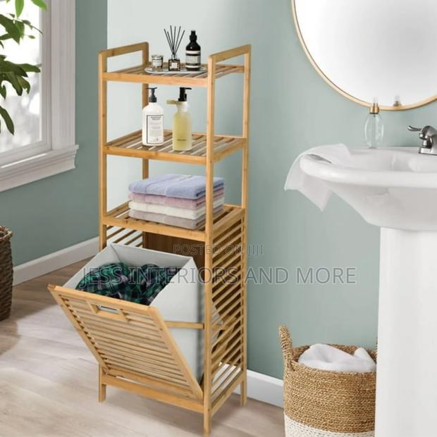 Bamboo Laundry Hamper · Photo 1