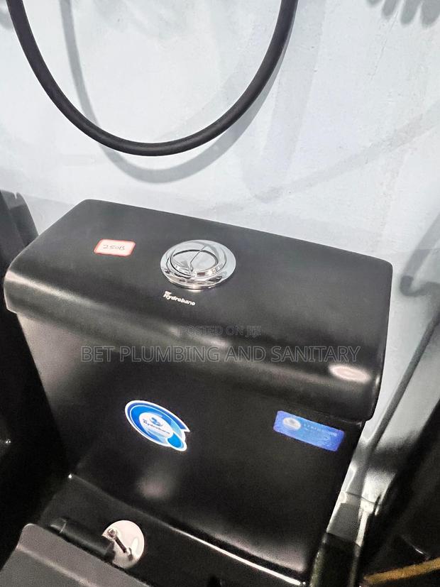 European All Black Water Closet_combined Wc_soft Close Wc_complete · Photo 3