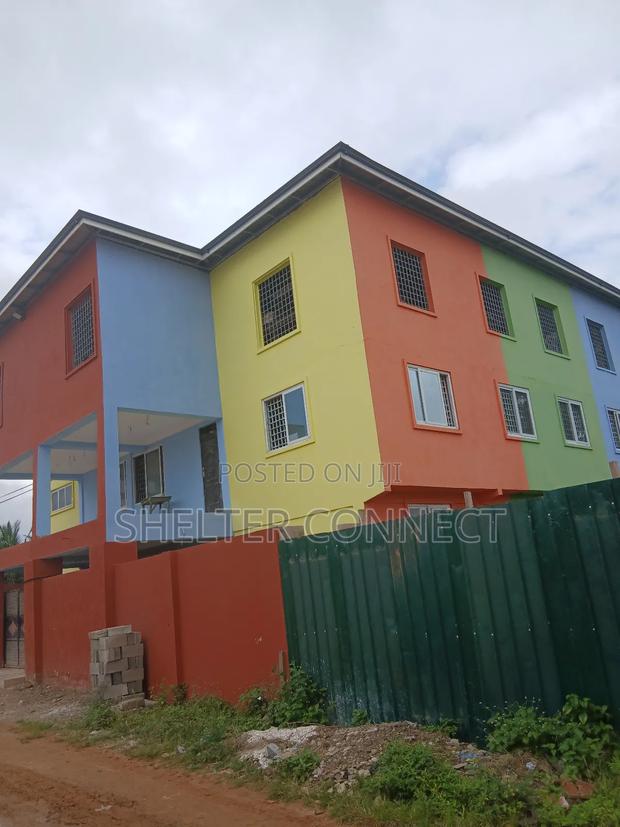 20bdrm Apartment in Teiman, Oyarifa for sale · Photo 2