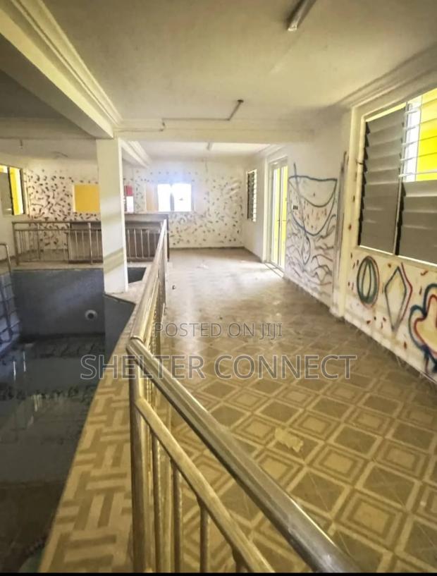 20bdrm Apartment in Teiman, Oyarifa for sale · Photo 7