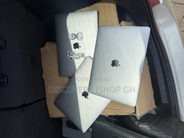 Laptop Apple MacBook Pro 2020 16GB Intel Core I5 SSD 512GB · Photo 3