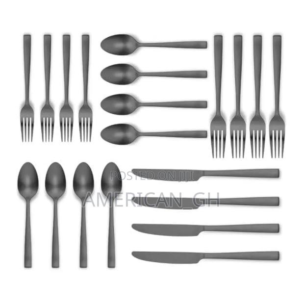 Ornative Flatware Stainless Steel, 20pc Set (Matte Black) · Photo 3