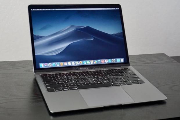 Laptop Apple MacBook Pro 2019 16GB Intel Core i9 SSD 1T · Photo 1