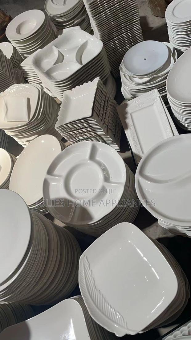 Beautiful Big Ceramic Mix Fufu Bowls /Plates Set · Photo 6
