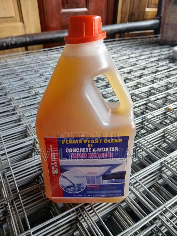 Concrete and Mortar Hardener 1litre · Photo 1