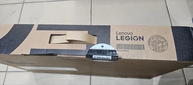 New Laptop Lenovo Legion 5i 32GB Intel Core Ultra 9 SSD 32GB · Photo 2