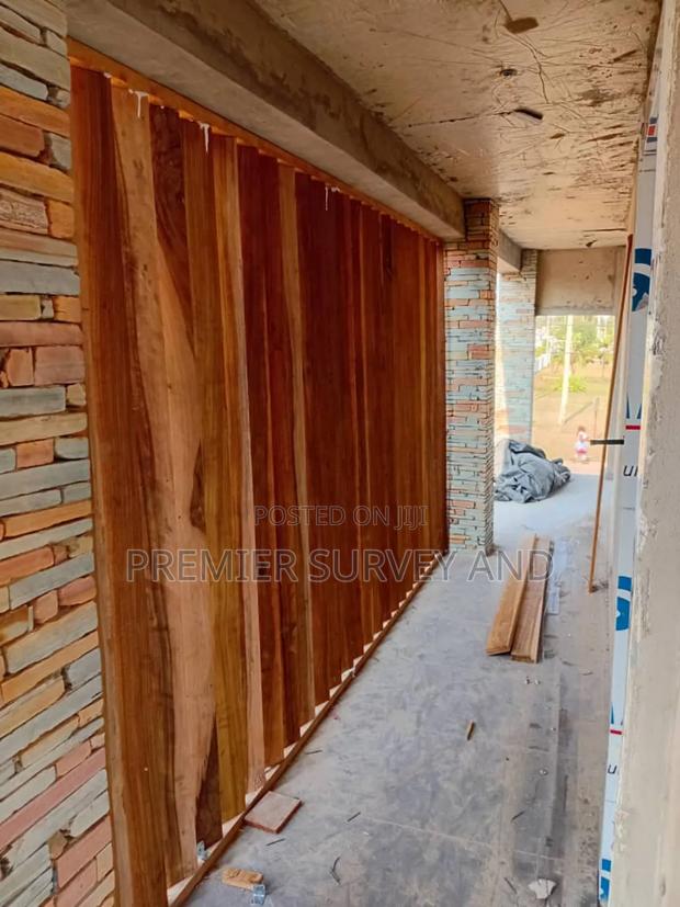 Wooden Strips Installation · Photo 3