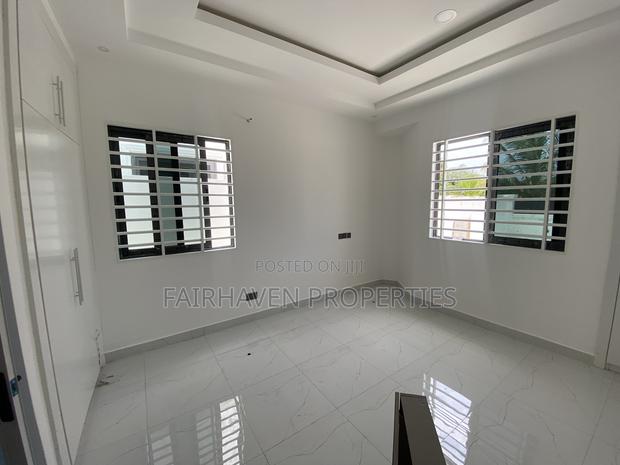 3bdrm House in Fairhaven Properties, Sakumono for sale · Photo 4