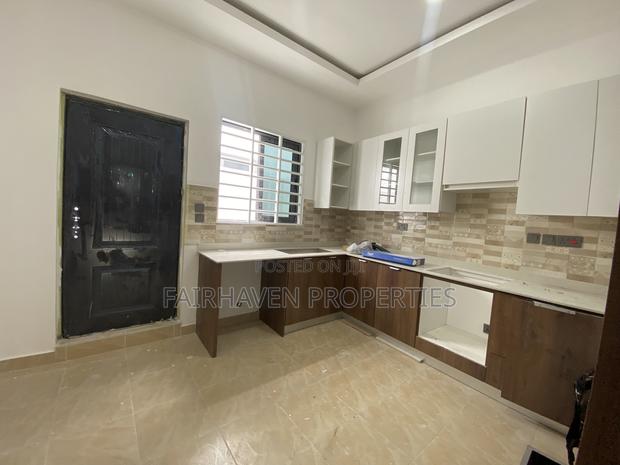 3bdrm House in Fairhaven Properties, Sakumono for sale · Photo 6