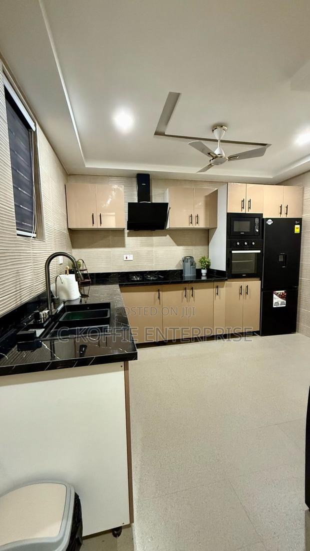 3bdrm House in Amamoley, Greater Accra for sale · Photo 6