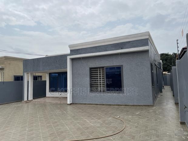 3bdrm House in Amamoley, Greater Accra for sale · Photo 2