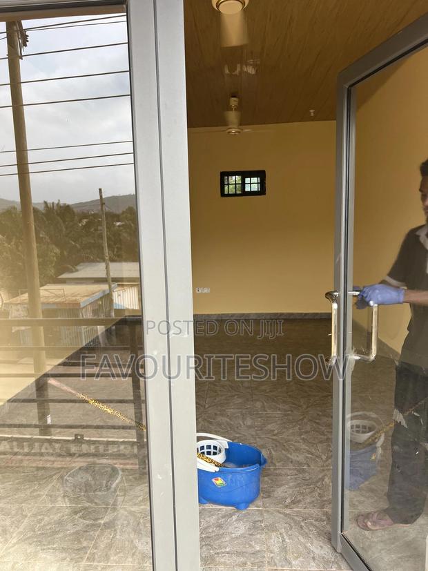 Shop for Rent Abokobi Near the Abokobi Hospital · Photo 8