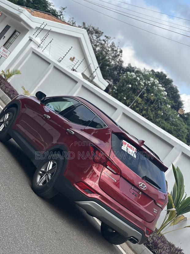 Hyundai Santa Fe SE Ultimate AWD 2017 Red · Photo 5
