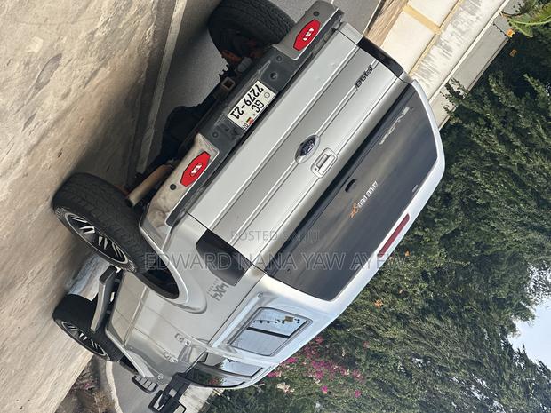 Ford F-150 Lariat 2011 Silver · Photo 5