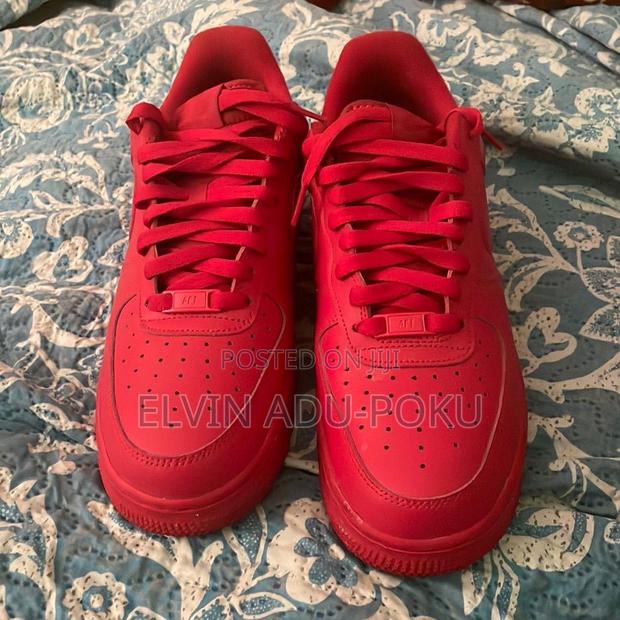 Nike Air Force 1 '07 Lv8 1 In Different Colours , Swipe >> · Photo 1