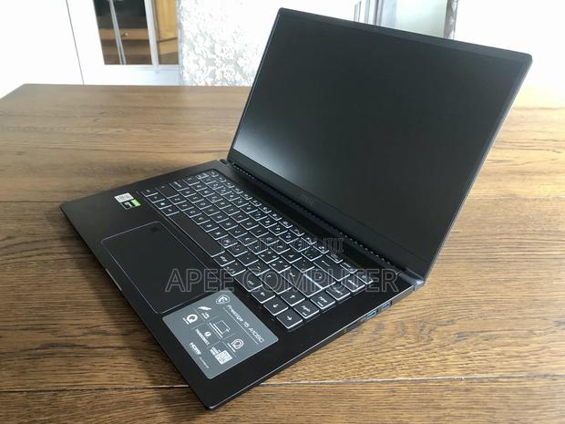 Laptop MSI 32GB Intel Core I7 SSD 512GB · Photo 1