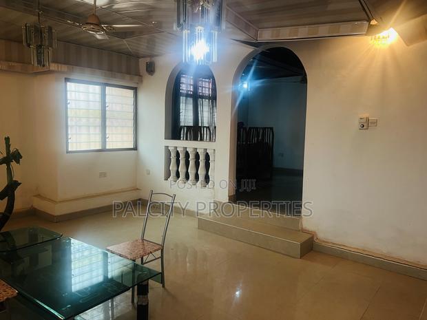 10bdrm House in Ahenema Kokoben, Kumasi Metropolitan for sale · Photo 5