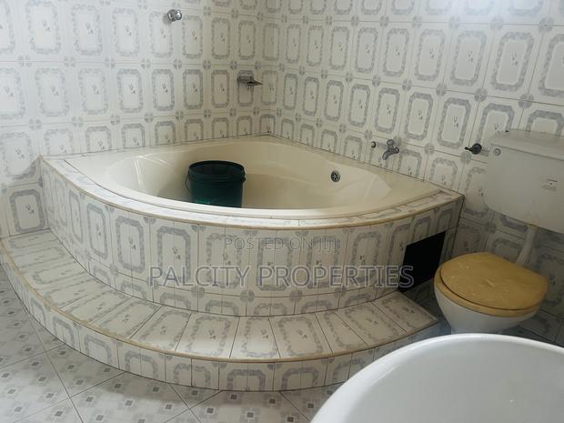 10bdrm House in Ahenema Kokoben, Kumasi Metropolitan for sale · Photo 7