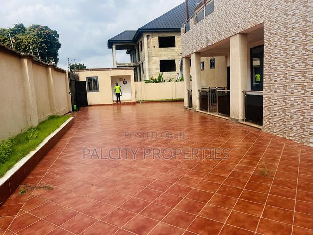 7bdrm House in Palcity Estate, Kumasi Metropolitan for sale · Photo 4