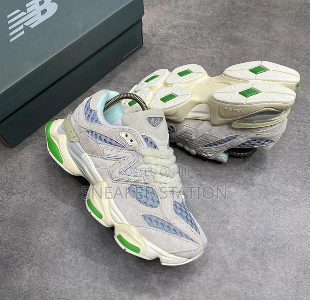 New Balance 9060 Bricks Wood Sneaker · Photo 2