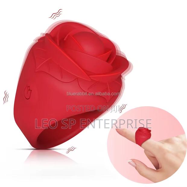 Rose Vibrating Ring · Photo 1