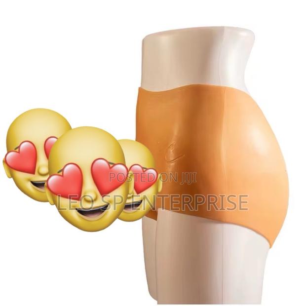 Silicon Realistic Wearable Dildo · Photo 1