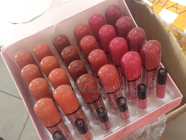 Quality Lipgloss (Better Than Matte) Artskin · Photo 1