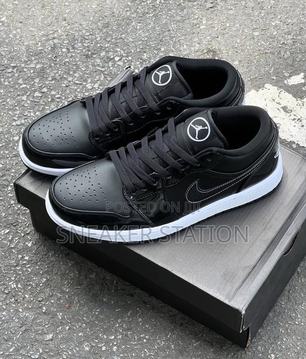 Air Jordan 1 Low All Star · Photo 2