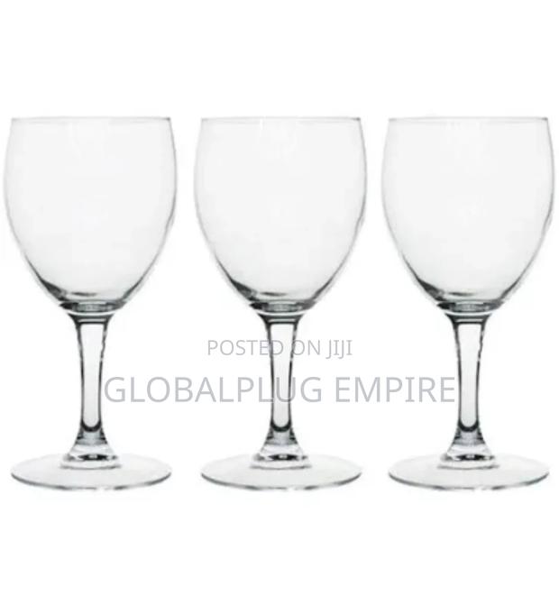 Wine Glass & Water Glasses · Photo 3