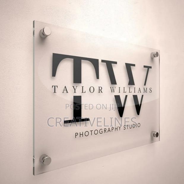 Text on Wall Signage · Photo 1