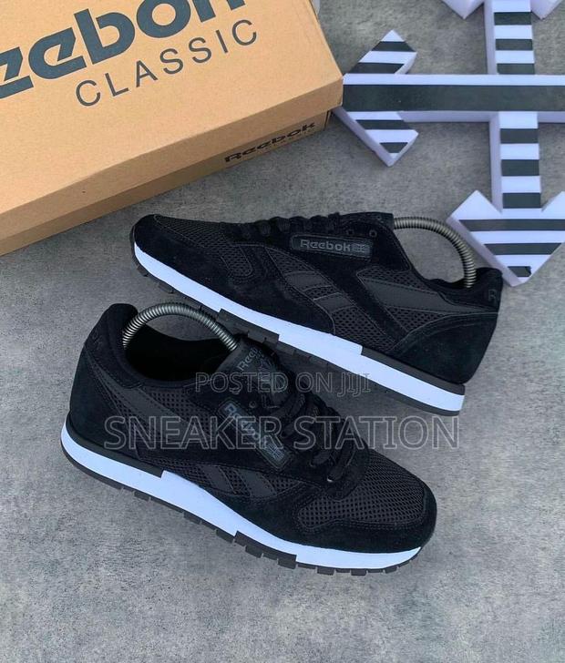 Reebok Classic Sneaker Blac/White · Photo 2