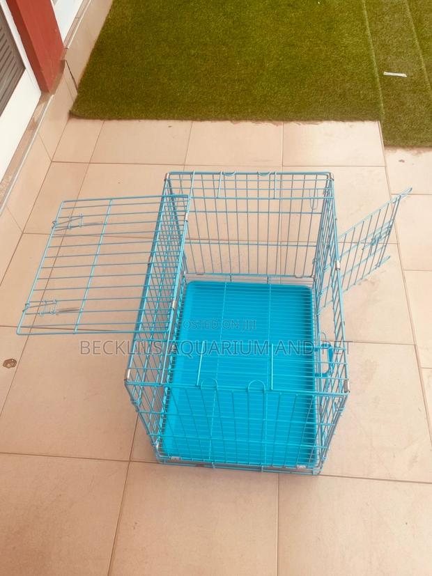 Medium Size Metal Cage (24 Inches ) · Photo 3