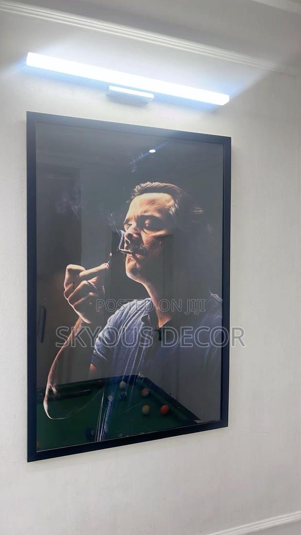 Glass Pablo Picture Frame Only on Order · Photo 1