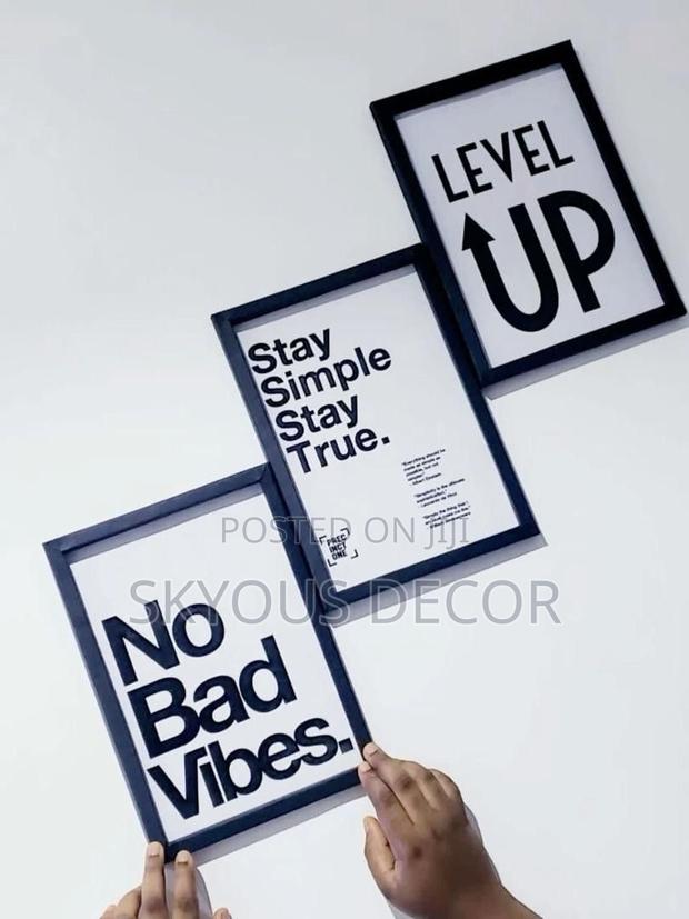 Glass Quote Picture Frame · Photo 1