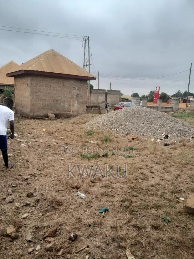 8bdrm House in Kumasi Metropolitan for sale · Photo 7