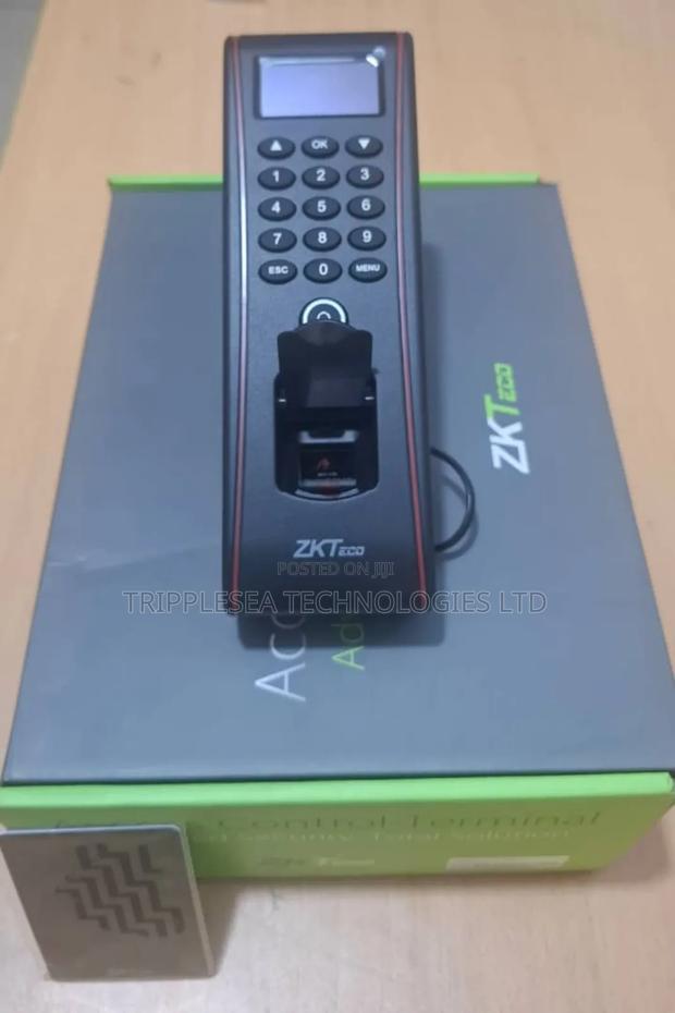 Zkteco Tf1700 Outdoor Access Control Terminal+Finger+Card+Password · Photo 1
