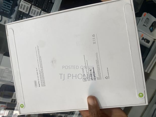 New Apple iPad Pro 13 (2024) 256 GB Black · Photo 3